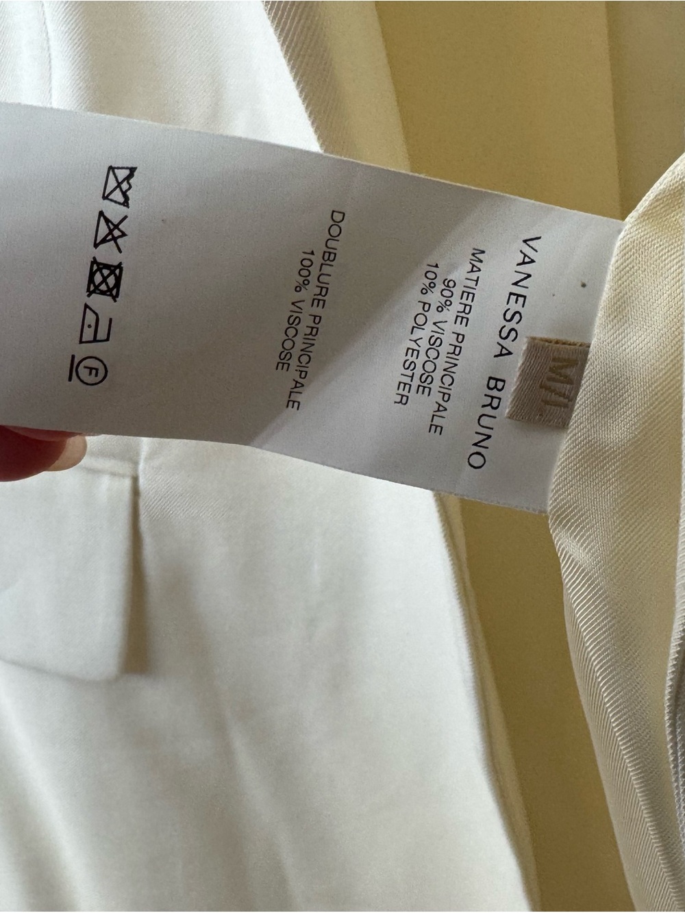 Vanessa Bruno Cream Tailored Blazer - Picture 3 of 3